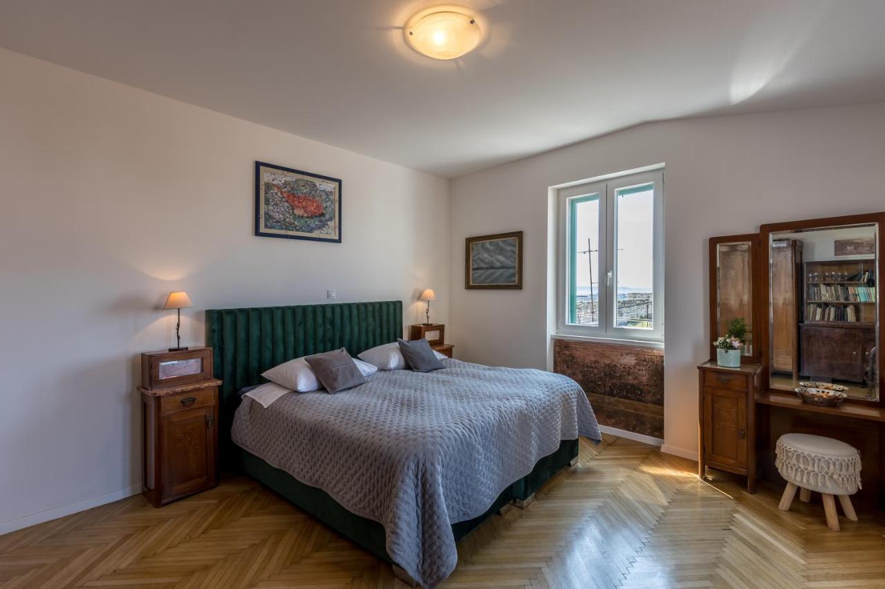 The Heart Of Palace Apartment Split Exterior photo